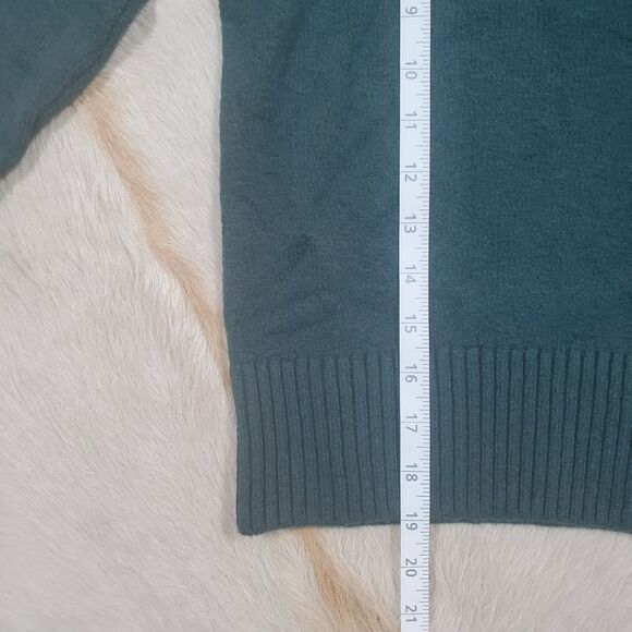 NEW Old Navy Women's Sweater XS Green Crew Neck Pullover Long Sleeve Preppy - Picture 8 of 9